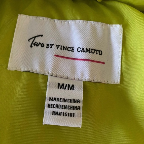 Two By Vince Camuto Neon Yellow Women Size M Puffer Jacket Hood Down, Feather - Picture 9 of 11